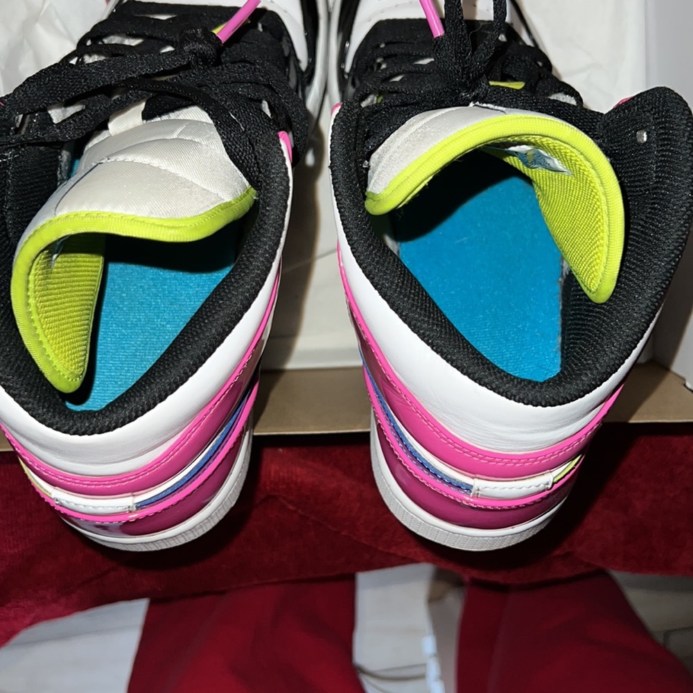 Jordan 1 - Picture 4 of 5